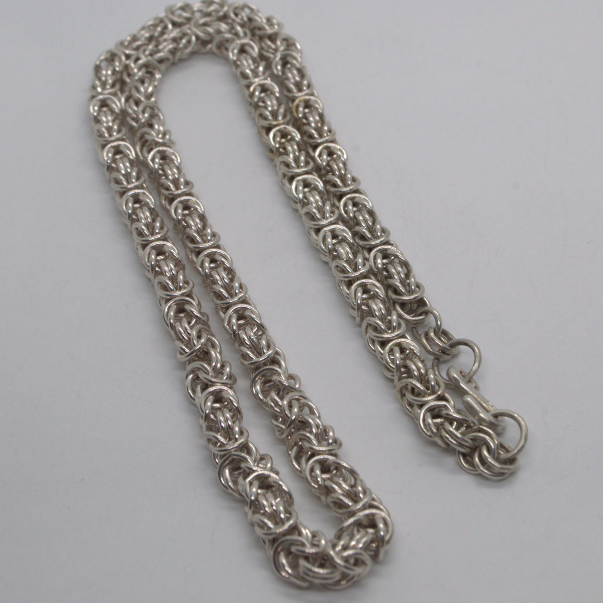 silver-chainmail-style- 