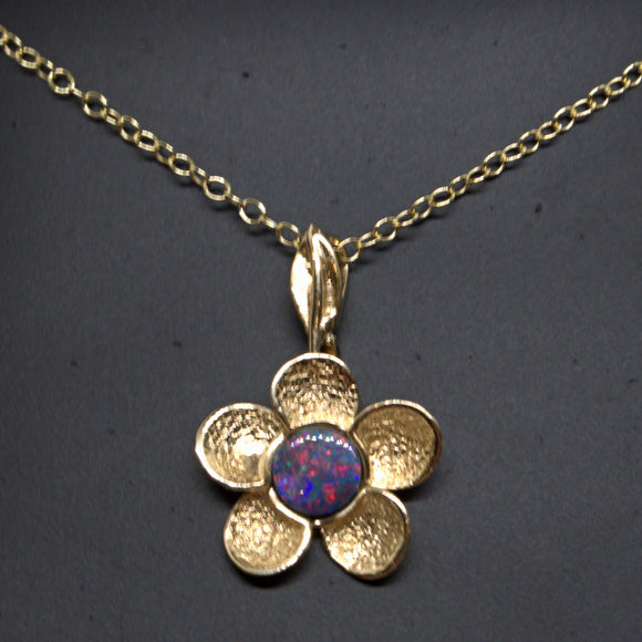solid 9ct gold Opal flower pendant