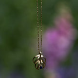 solid 9ct gold Sapphire nature necklace