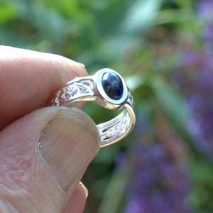 Lapis Lazuli silver Celtic ring