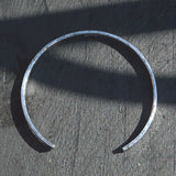 textured 925 silver bangle