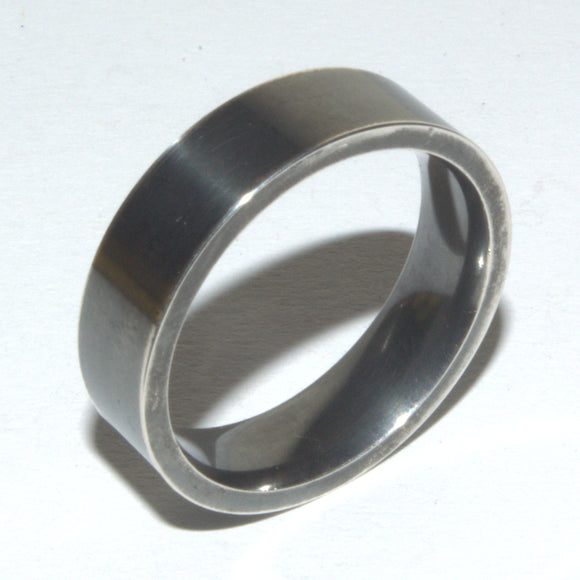 Solid silver easy fit wedding ring Size S