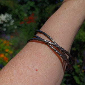 silver twisted interconnected bangles