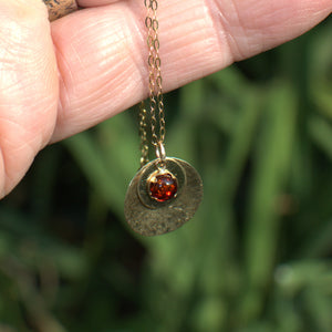 Amber 9ct gold disc pendant necklace