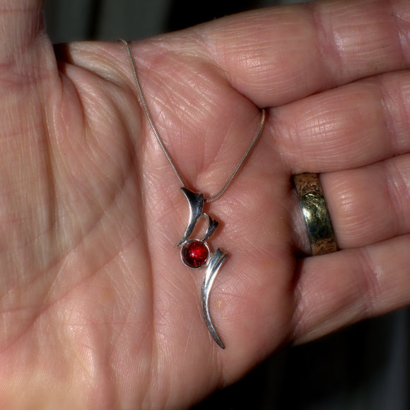 Garnet 925 silver abstract leaf pendant