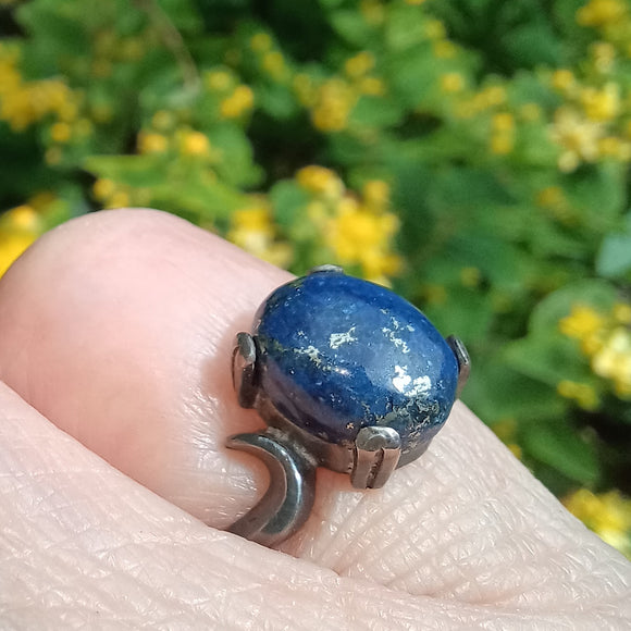 Lapis Lazuli solid silver ring