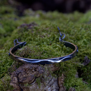 wave design solid silver bracelet