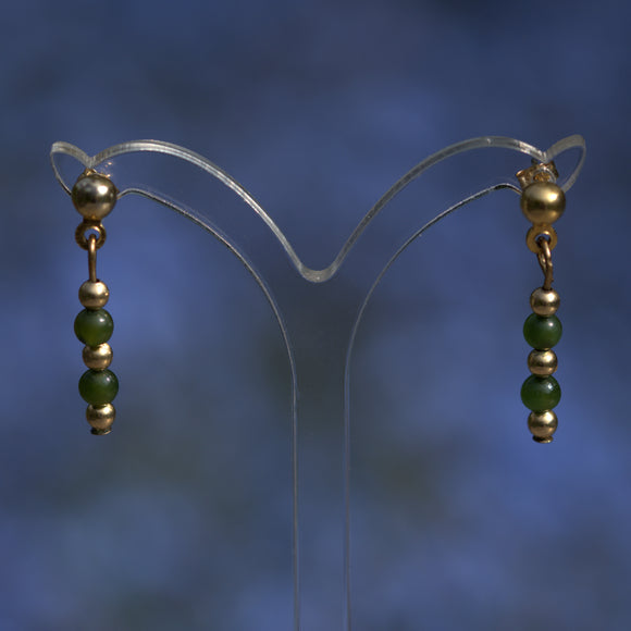 vintage Jade 9ct gold bead drop earrings