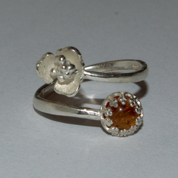 silver Amber floral ring