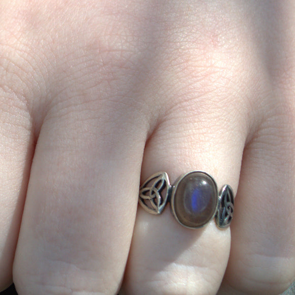 Labradorite Silver Celtic ring