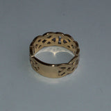 gold Celtic knotwork band