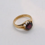 18ct gold Garnet ring