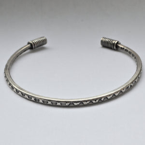sterling silver slim patterned bangle